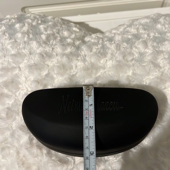 NEIMAN MARCUS HARD SHELL SUNGLASS CASE•FITS MOST SUNGLASSES•BRAND NEW - Picture 8 of 8